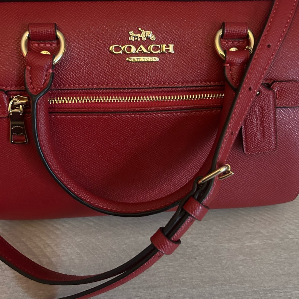 🎉NEW YEAR SALE NWOT Authentic Coach Cherry Red Rowan Bag,Leather Crossbody